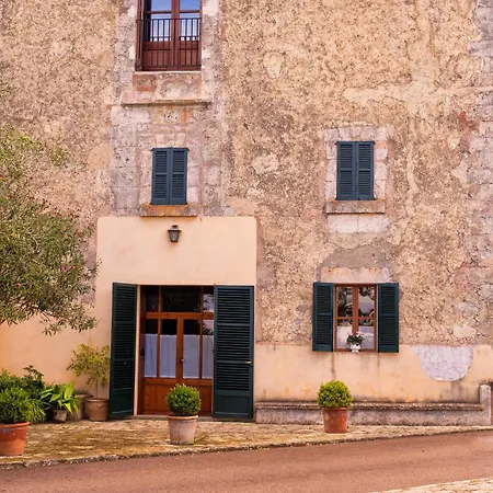 Roqueta Farm stay *