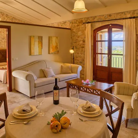 Roqueta Farm stay Maria De La Salut